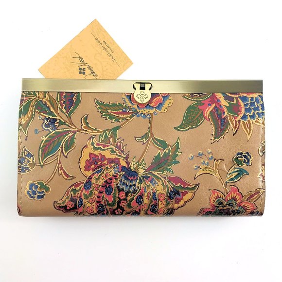 Patricia Nash Handbags - NWT Patricia Nash Cauchy French Tapestry wallet